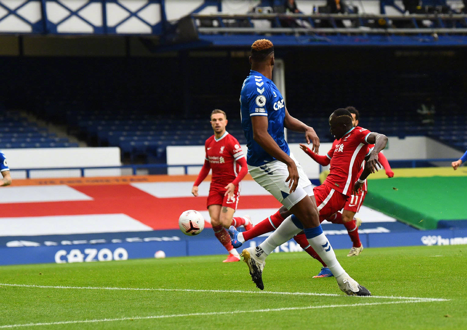 门球队敲响 门球队敲响