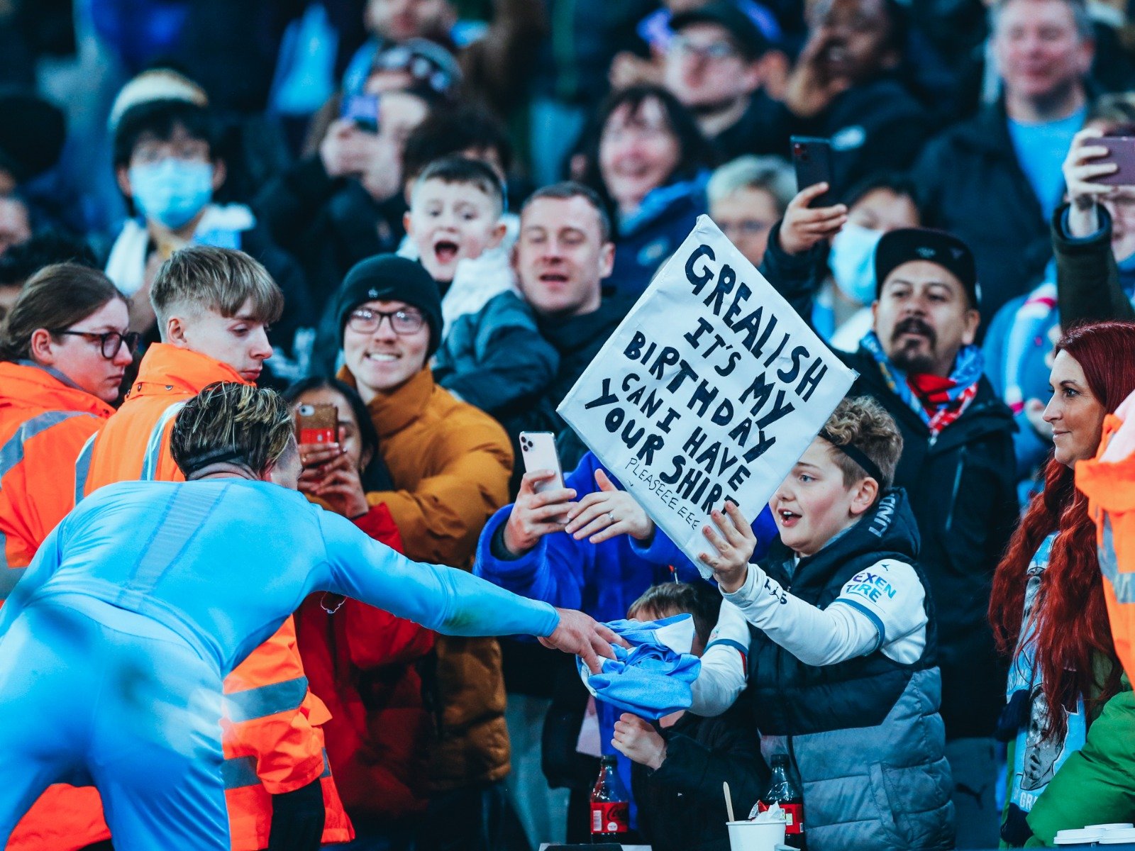 也许对外界 也许对外界